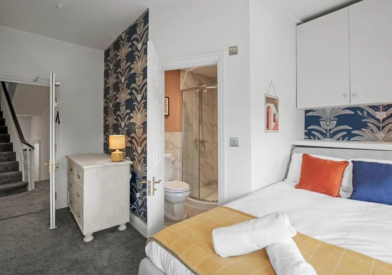 Holiday home Narrow House - Free Parking By My Getaways Villa Brighton