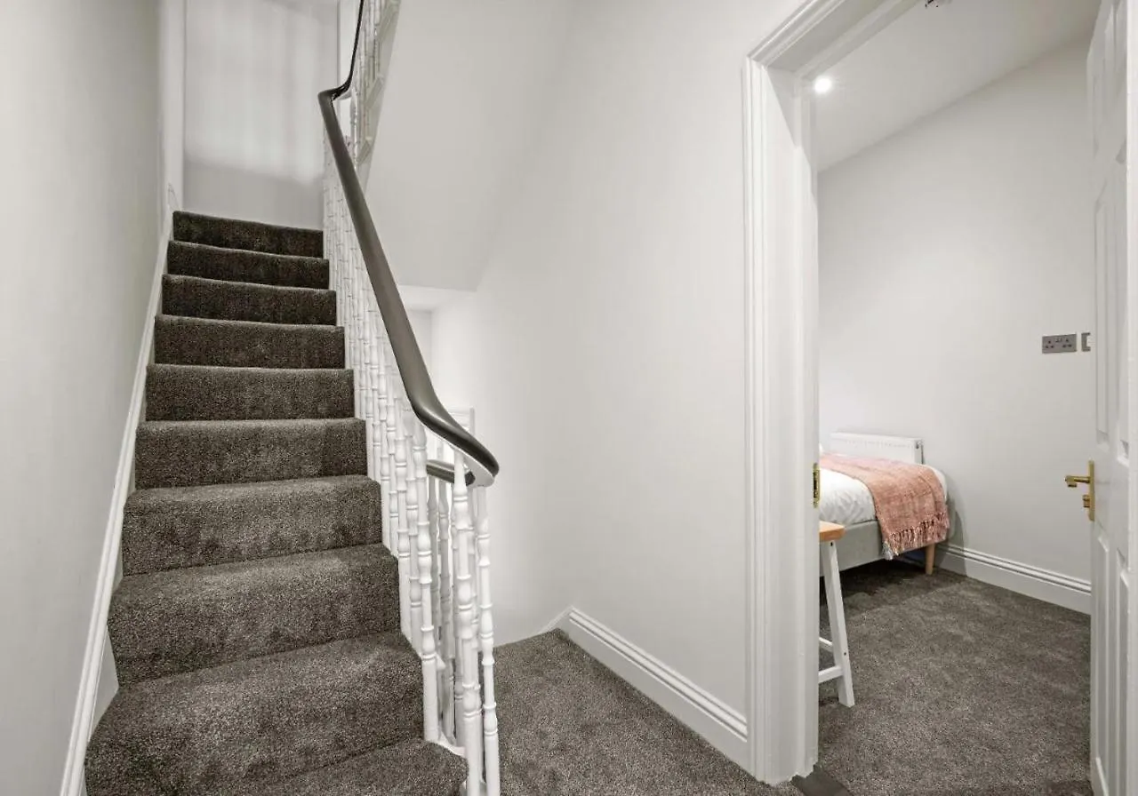Narrow House - Free Parking By My Getaways Villa Brighton