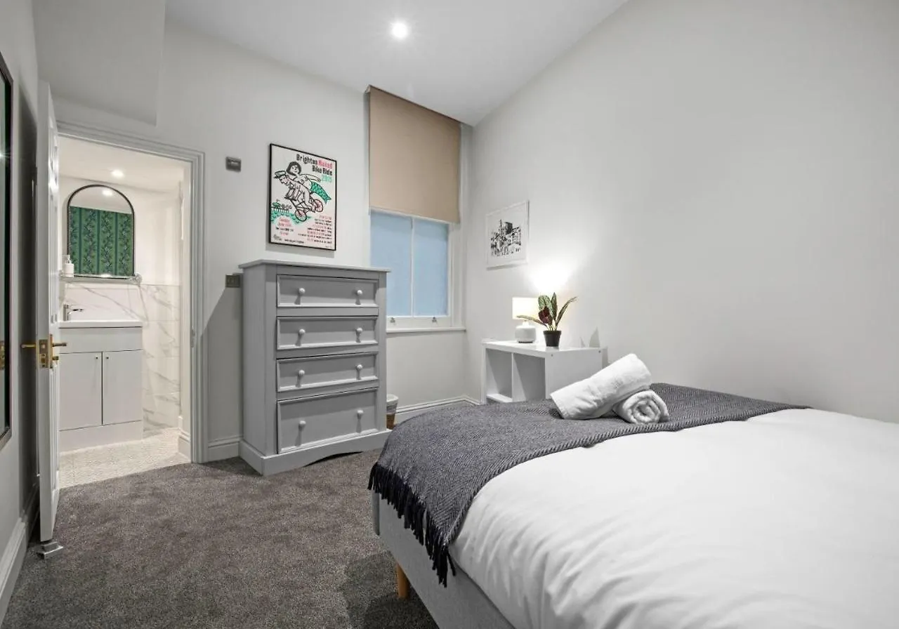 Narrow House - Free Parking By My Getaways Villa Brighton Holiday home