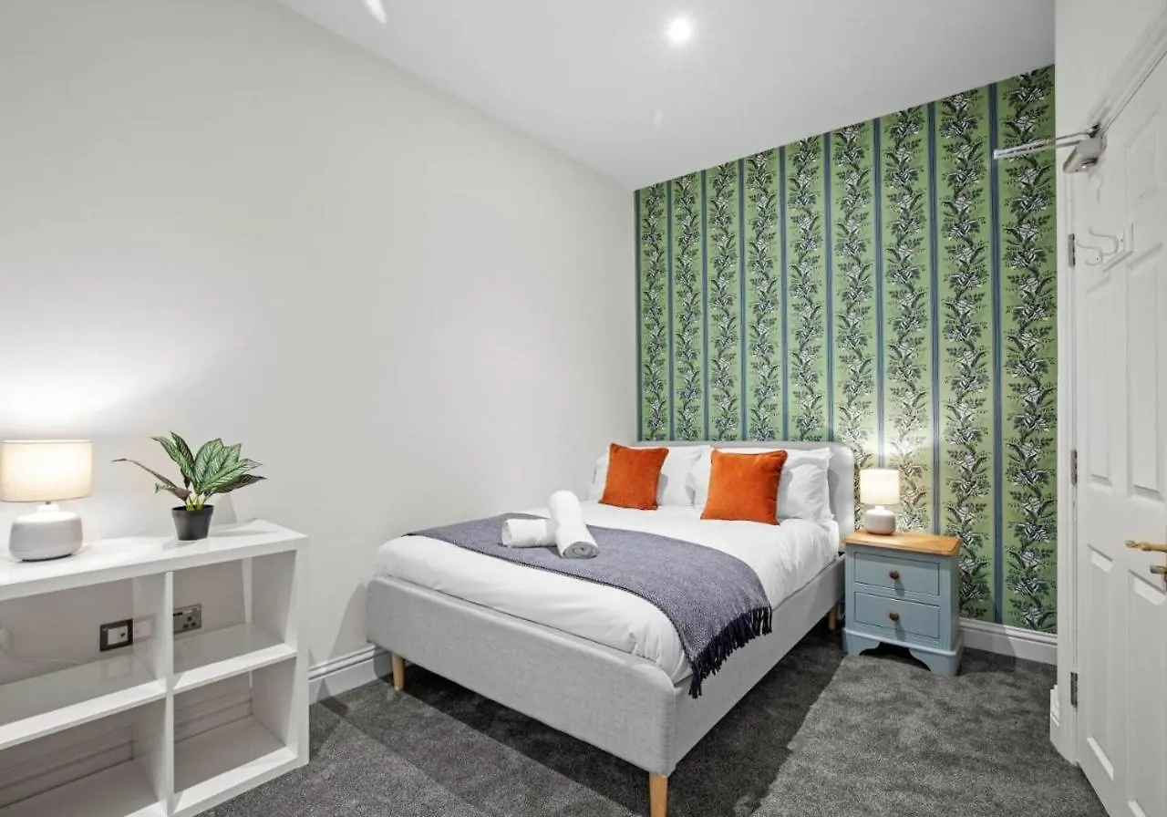 Narrow House - Free Parking By My Getaways Villa Brighton Holiday home