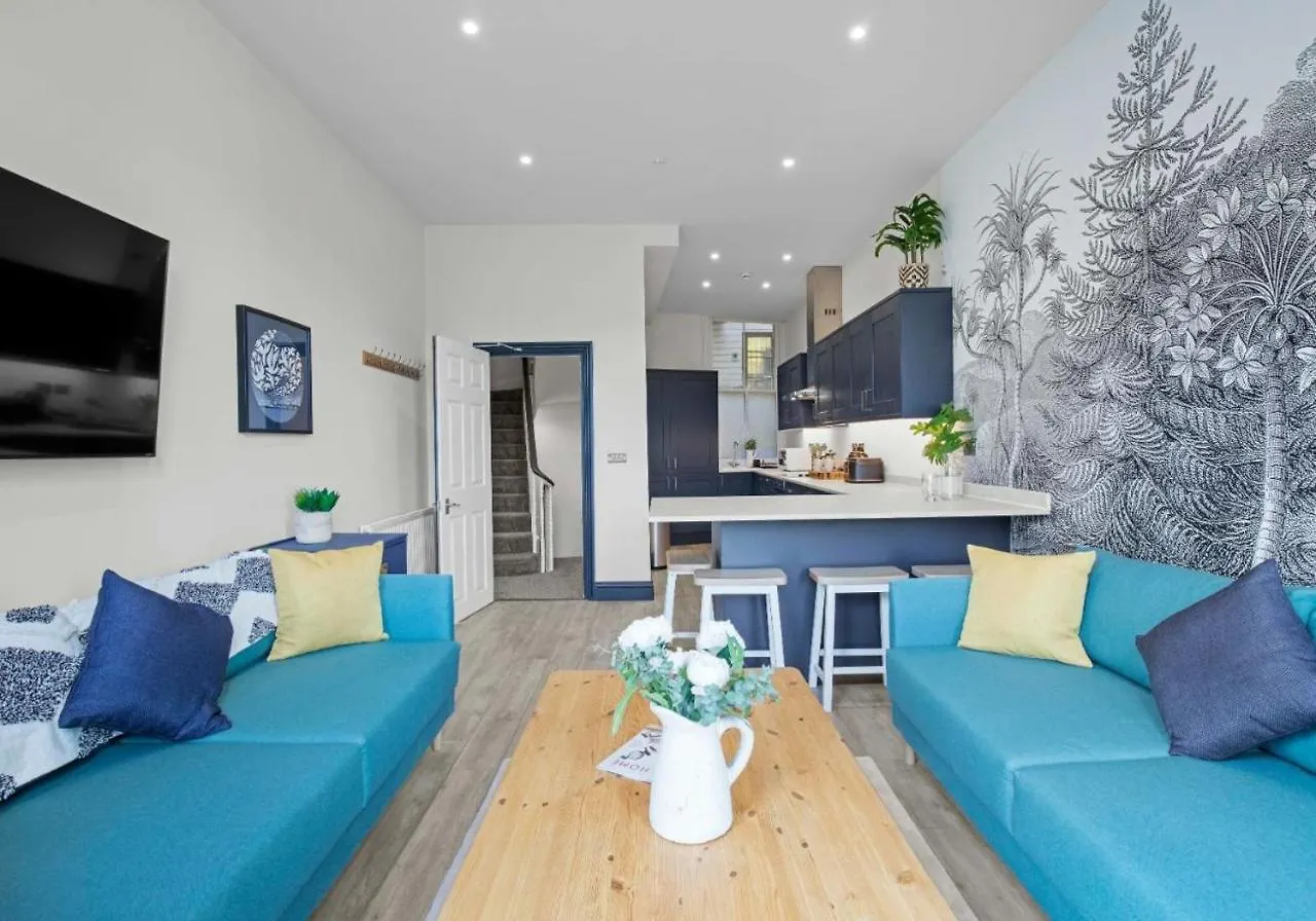 Holiday home Narrow House - Free Parking By My Getaways Villa Brighton